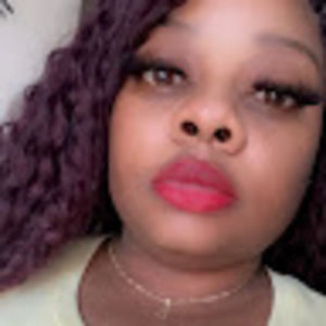 Meet your Posher, Kendra